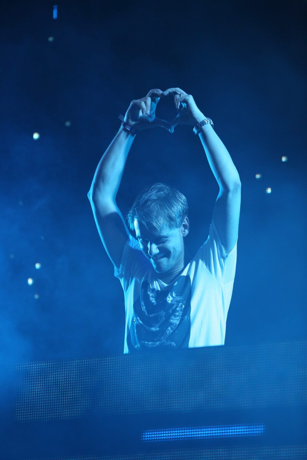 armin-van-buuren-4.jpg