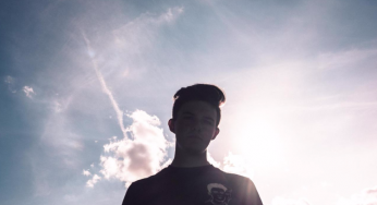 Petit Biscuit - Beam