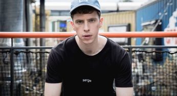 Nick Brewer - Headphones
