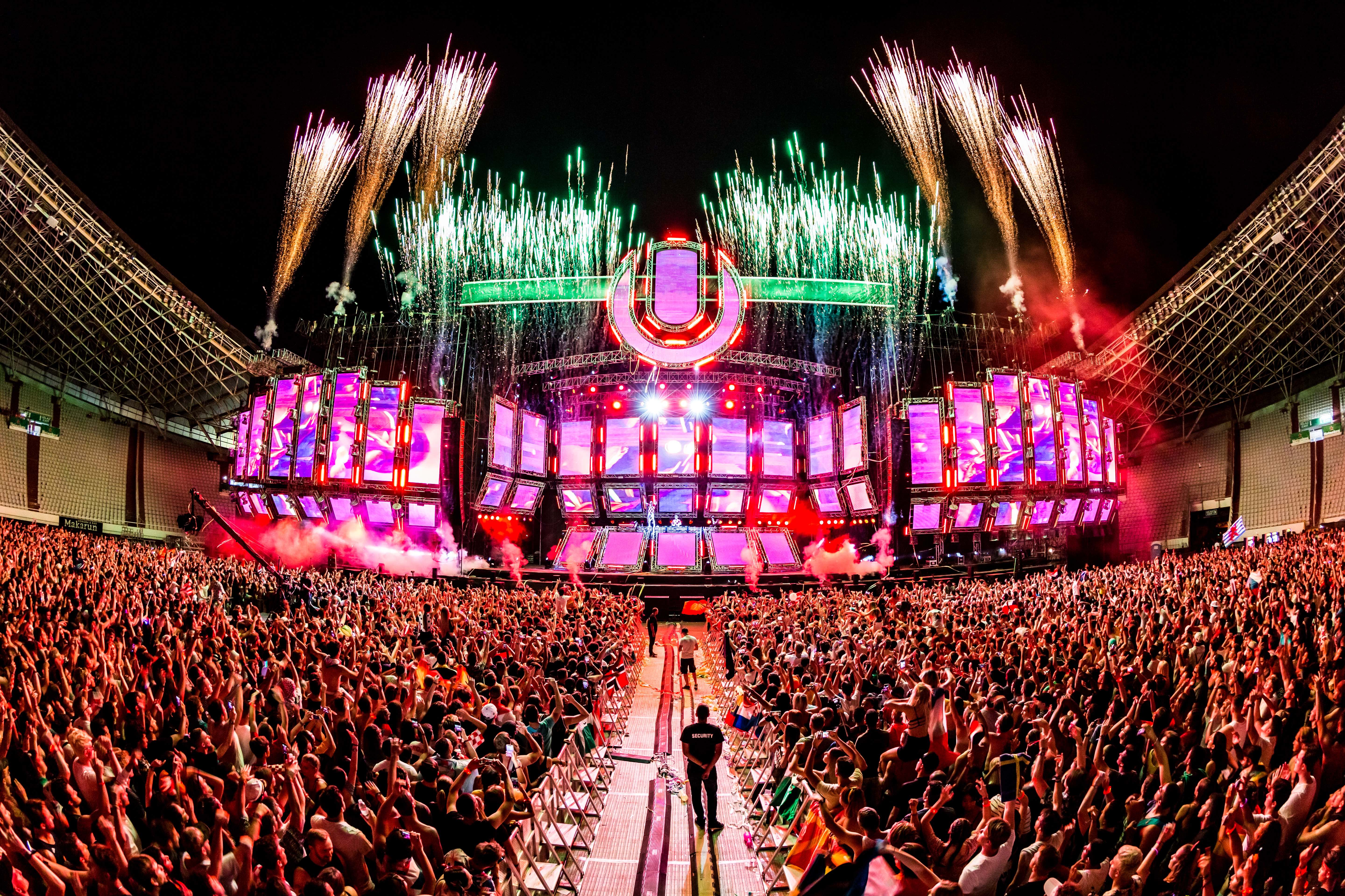 ultra_europe_photo_by_edmkevin2.jpg