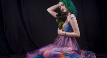 Catlea Showcases an Emotional Journey on ‘Like Me’
